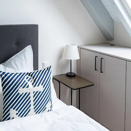 Haus Strandflieder - Domizil Am Ostseewald Apartment Zingst