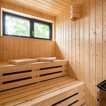 Haus Strandflieder - Kamin, Sauna & Terrasse * Zingst