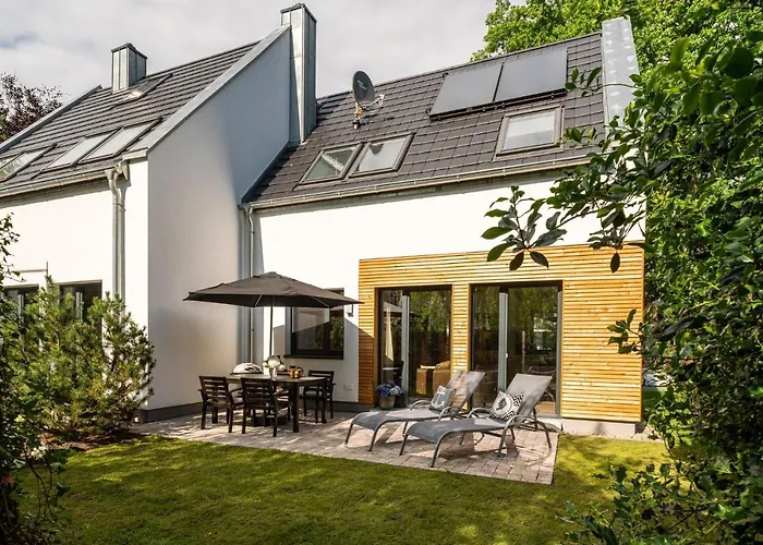 Haus Strandflieder - Kamin, Sauna & Terrasse Zingst