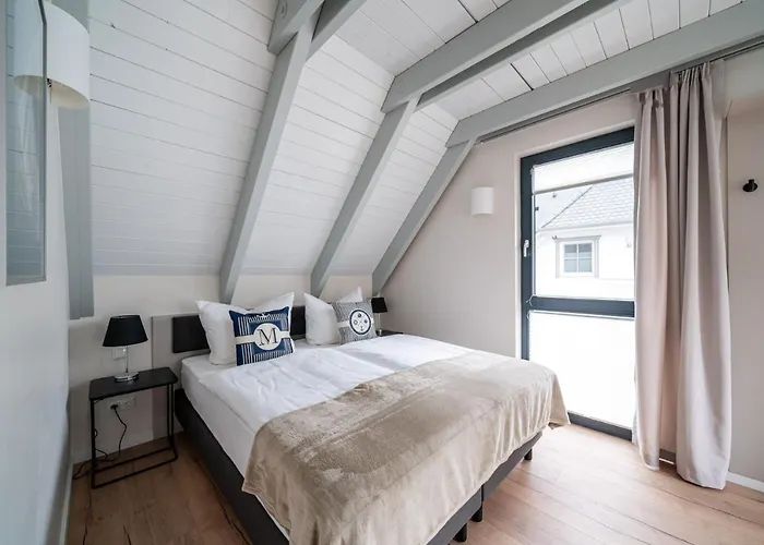 Haus Strandflieder - Kamin, Sauna & Terrasse Zingst