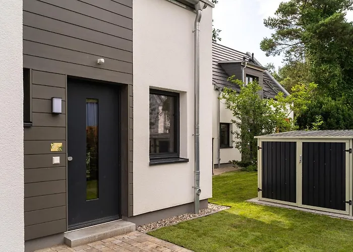 Haus Strandflieder - Kamin, Sauna & Terrasse Appartement Zingst